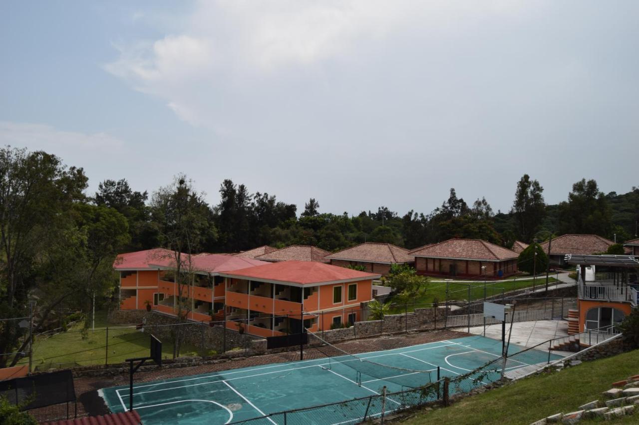 Hotel Chapala Country Exterior photo