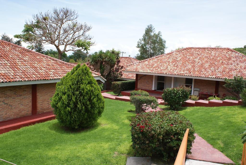 Hotel Chapala Country Exterior photo